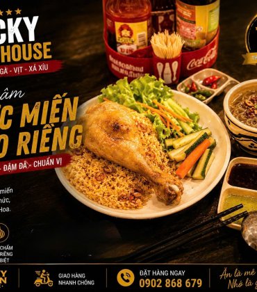 Cơm đùi gà châm nước miến